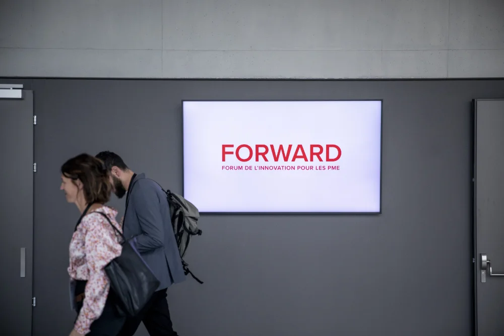 FORWARD22-8321.jpg