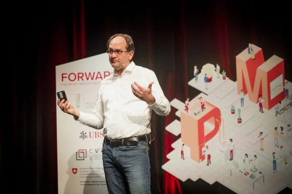 FORWARD-2422-1024x6822.jpg