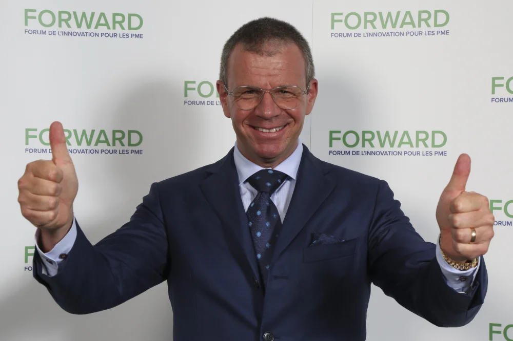 33_Forward_Studio1.jpeg
