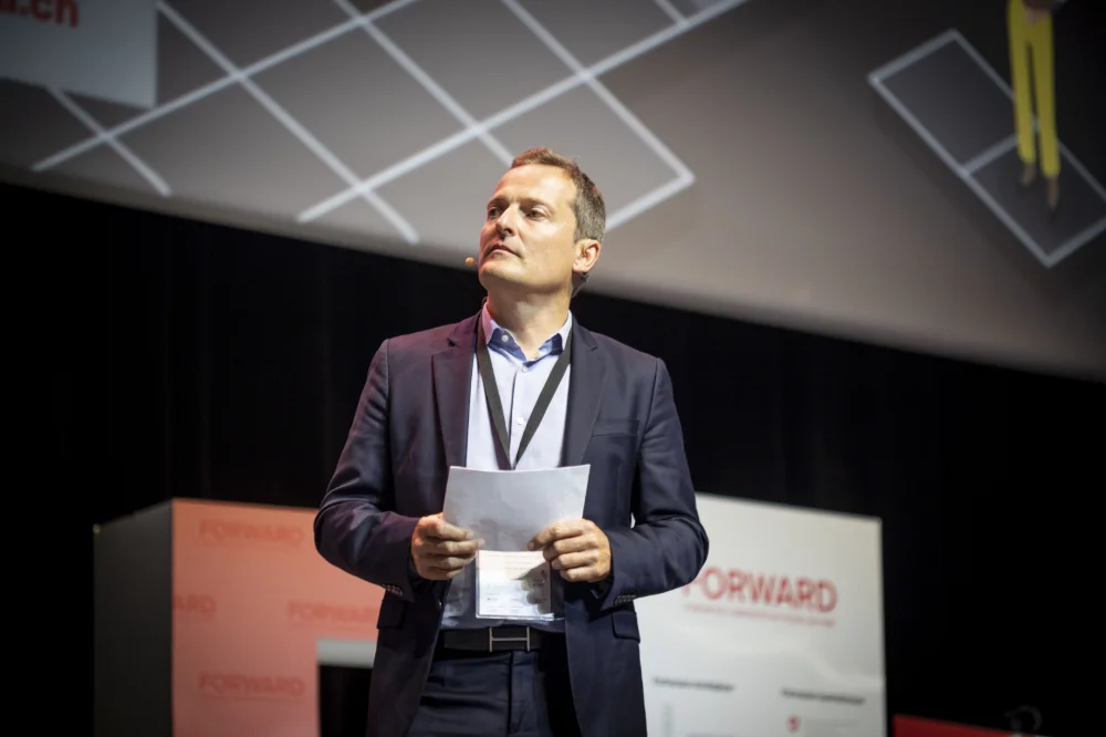 FORWARD22-8741.jpg