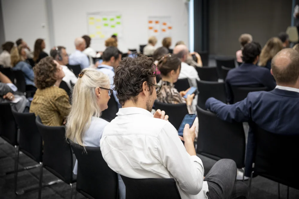 FORWARD22-9617.jpg