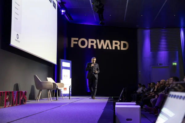 FORUMFORWARD26-8467WEB.jpg