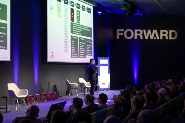 FORUMFORWARD26-8510WEB.jpg