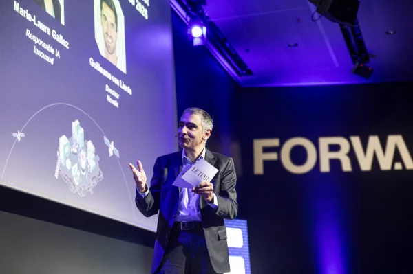 FORUMFORWARD26-9127WEB.jpg